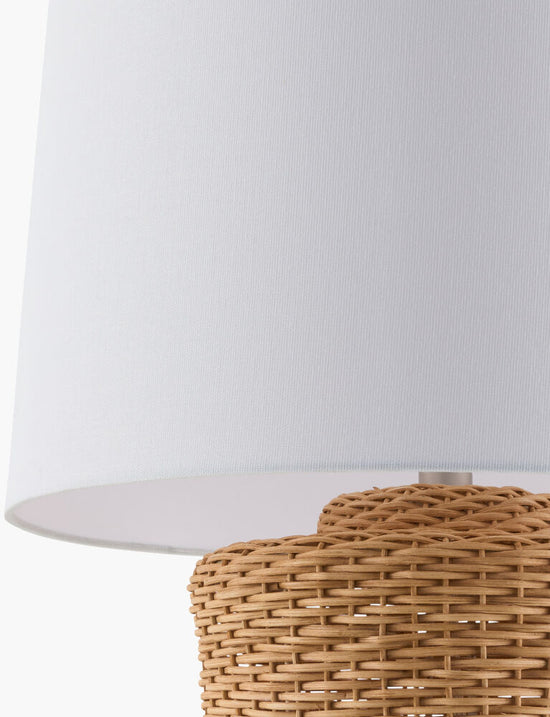 Allura Rattan Lamp