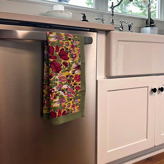 Jardin Red+Green Tea Towel