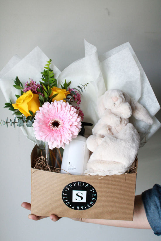 Mom + Baby Gift Box