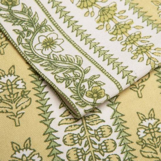 16x90 Green Pistache Table Runner