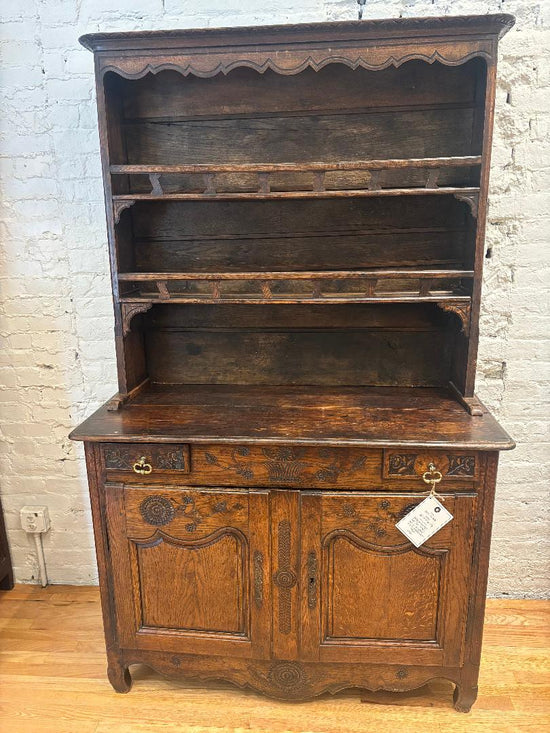Antique Vaisselier